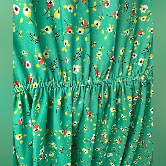 Nordstrom Ava & Yelly floral green spring flowing button up dress, size 10Y - Picture 8 of 10